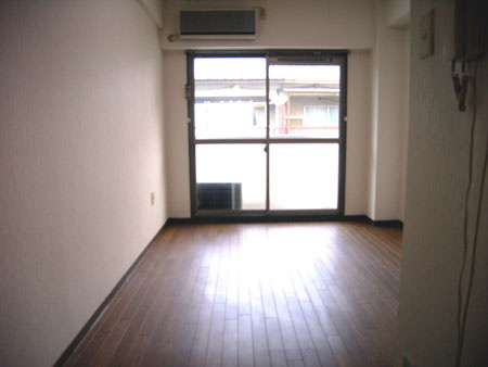 パレドール池上の居間・リビング|使いやすいリビングです