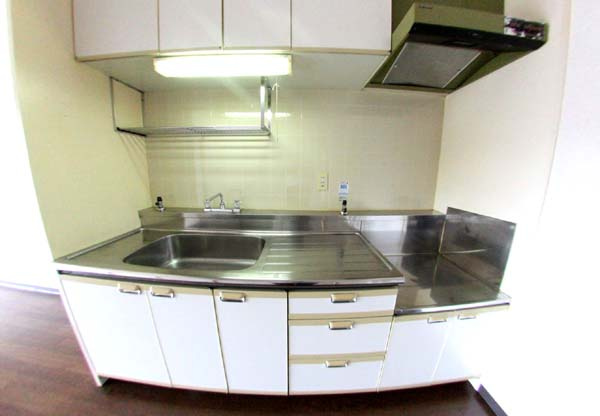 フローラル岸和田のキッチン|キッチンでお料理をお楽しみください