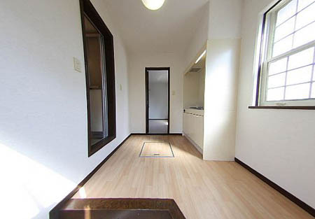 メゾンビューの居間・リビング|こちらのリビングで趣味の時間をお楽しみください