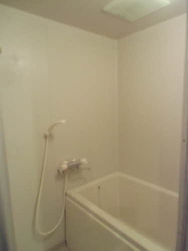 ハイムエミネンスの浴室|お風呂です