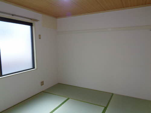 ガーデンタウン清水B棟の和室