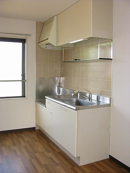 ガーデンタウン清水B棟のキッチン