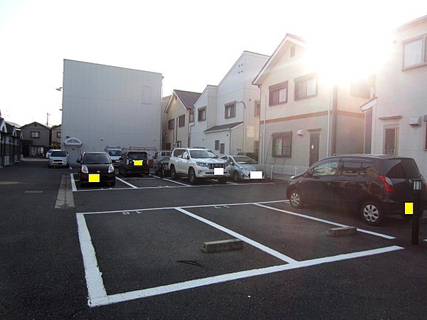 アンシャンテ・シェソワの駐車場|駐車場に車を止められます