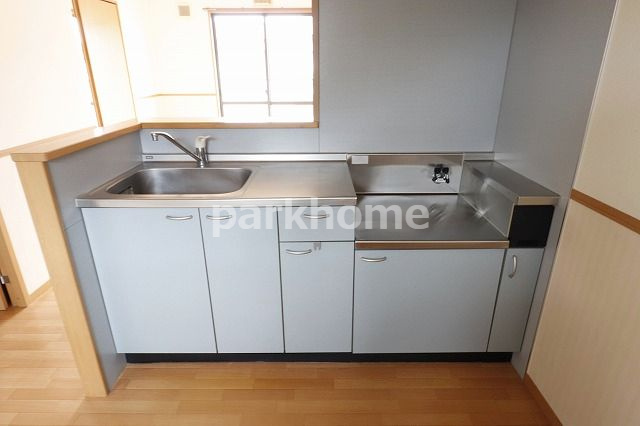 IVY COURTB棟のキッチン|キッチンです
※間取り反転の場合あり