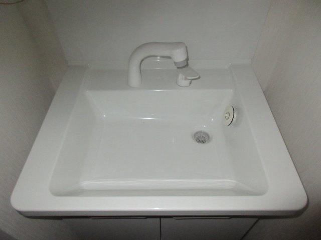 アムールKOHBEの独立洗面台