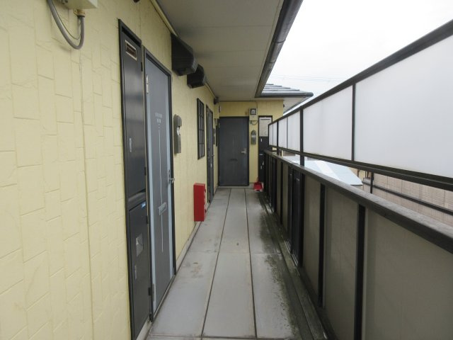 アムールKOHBEのエントランス