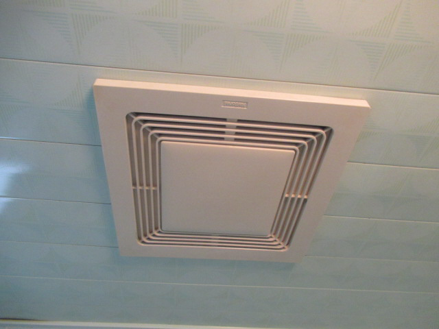 ハイフラット静徳の浴室