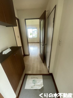 【玄関】 | ディアスしまなみB棟 | 十分な収納スペースがあります