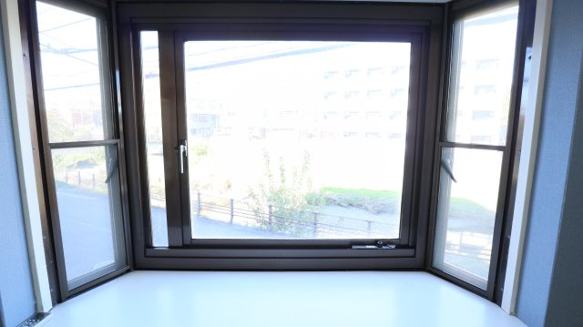 ブランネージュの内装|出窓