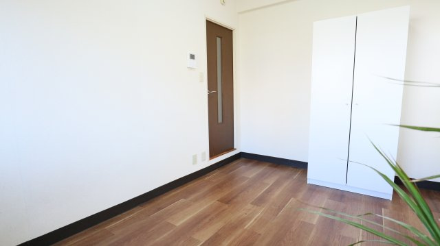 ブランネージュの洋室