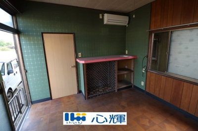 【居間・リビング】 | 宇部市松山町三丁目　中古二階建