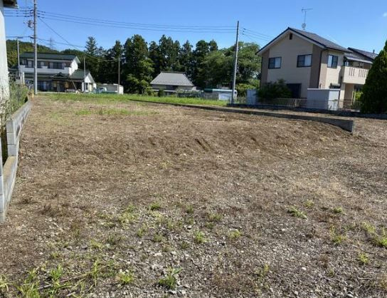 【土地】比企郡鳩山町大橋建築条件無し売地Aの外観|更地です！
建築条件無し！