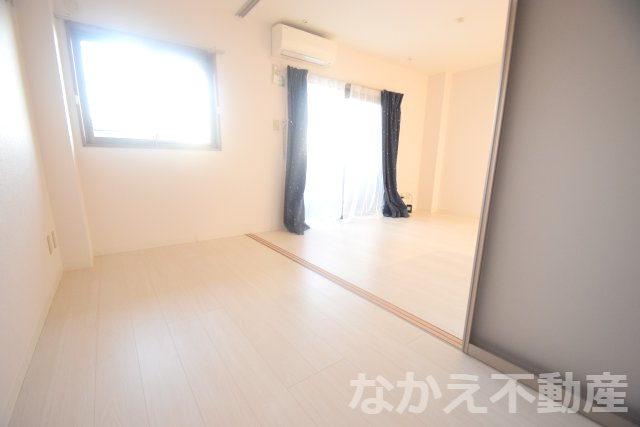 【寝室】 | 使い勝手のいい寝室です