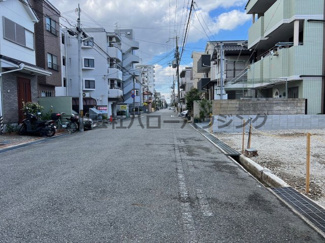 【前面道路含む現地写真】