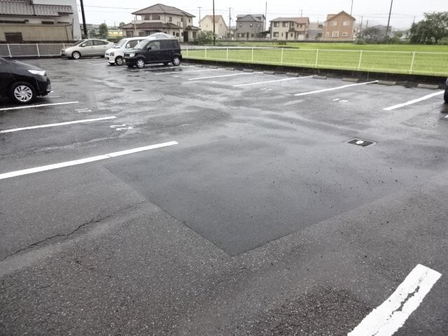 エクシブ津市場の駐車場