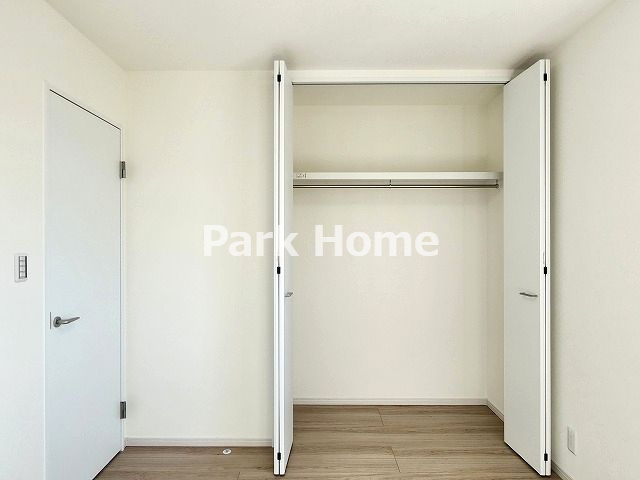 南国市大そね甲 20号地 戸建ての収納|２Ｆ：5.7洋室クローゼット