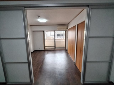 【内装】 | リッチ・キャッスル1