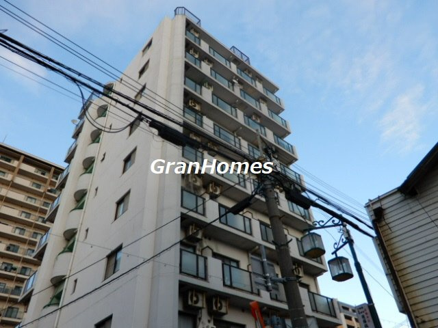 ヴェルビュ桜町の外観