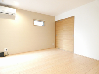 【洋室】 | REGALEST　VILLA