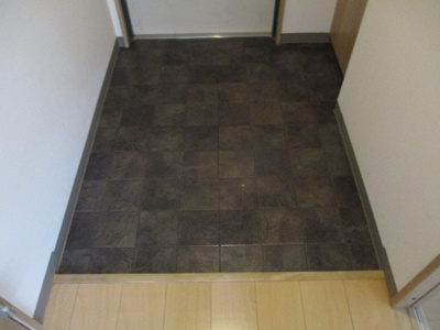 【玄関】 | ウィン・ミサキ