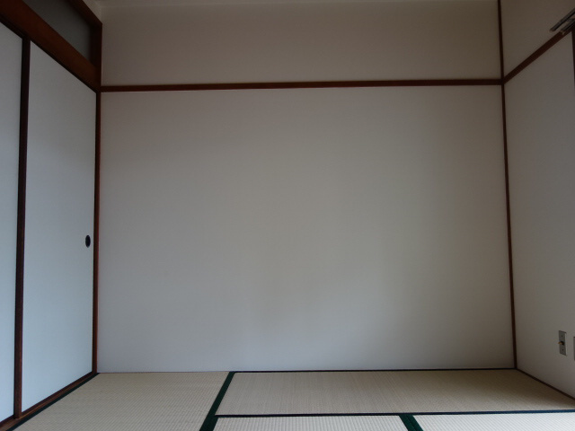 晴水ビルの居間・リビング