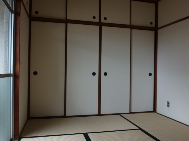 晴水ビルの子供部屋