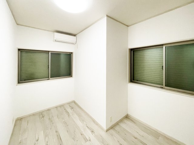 徳島市春日２丁目の一戸建ての居間・リビング