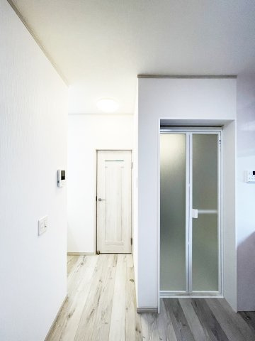 徳島市春日２丁目の一戸建ての居間・リビング