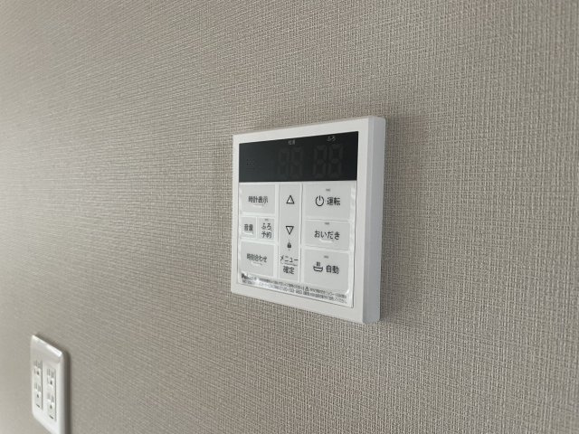 ガレージロタス白国の浴室