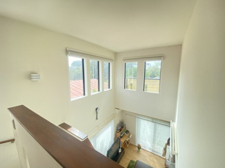 【その他】 | 敷島町　中古戸建 | 吹き抜けになっており明るいお家です！
日中は電気要らずですね♪