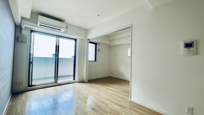 【居間・リビング】 | スプランディッド難波