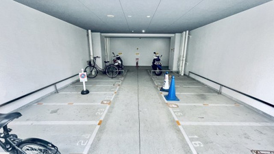 【駐車場】 | スプランディッド難波