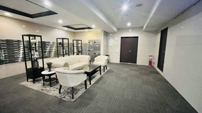 【ロビー】 | スプランディッド難波