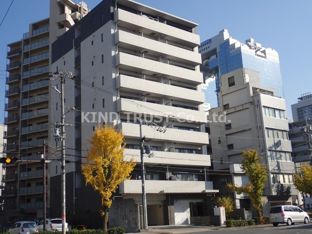 レオンコンフォート新梅田の外観|おしゃれな外観です