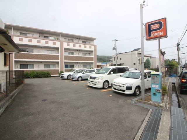 【駐車場】 | リベルタ・ヴィータ
