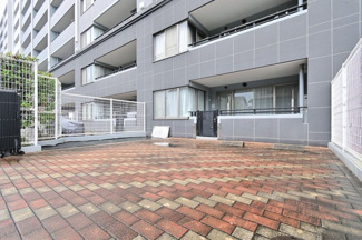 【駐車場】 | 専用の駐車場。綺麗に整備されています