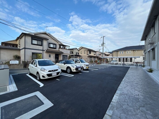 【駐車場】