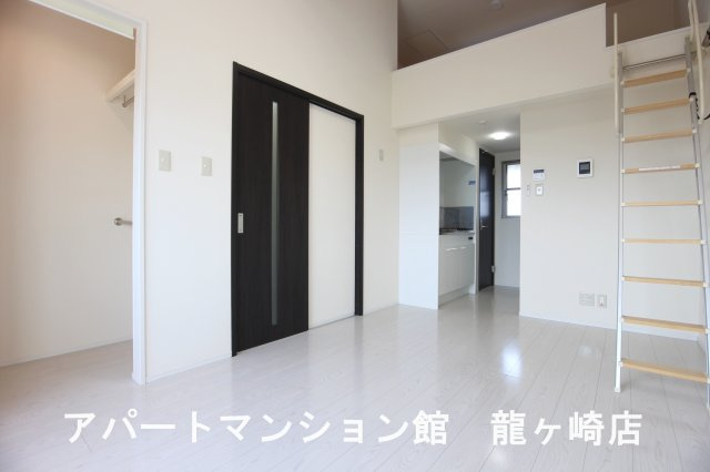 Kirscheの居間・リビング