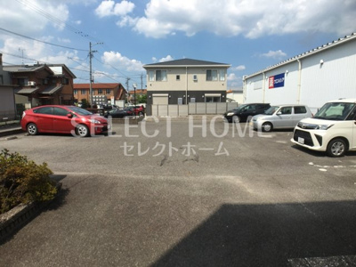 【駐車場】 | アムールあらこ | 駐車場です