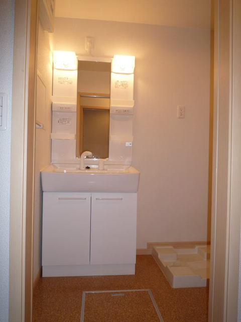 サニーヴィレッジⅠの独立洗面台|洗面所