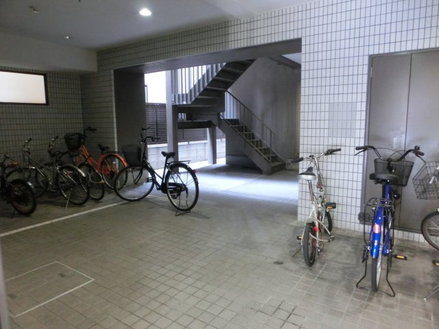 大阪市浪速区元町１丁目の賃貸マンションのロビー