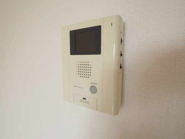 安心のモニター付きインターホン★