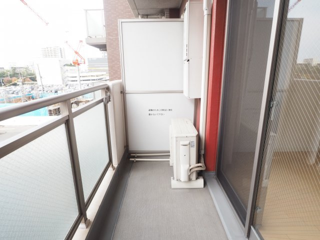 単身物件の中では広いバルコニー★