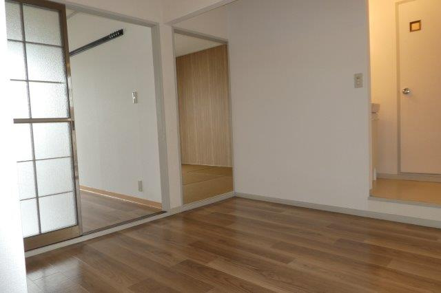 セジュール鳥形のキッチン|ダイニングキッチン