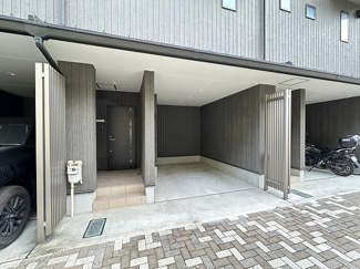 【駐車場】 | いつでも目の届く敷地内に駐車場があります♪お車をお持ちのファミリーさんにオススメです☆