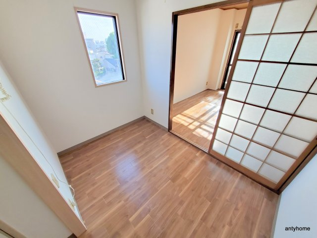 サンスリーハイツ菅原　仲介手数料無料の寝室