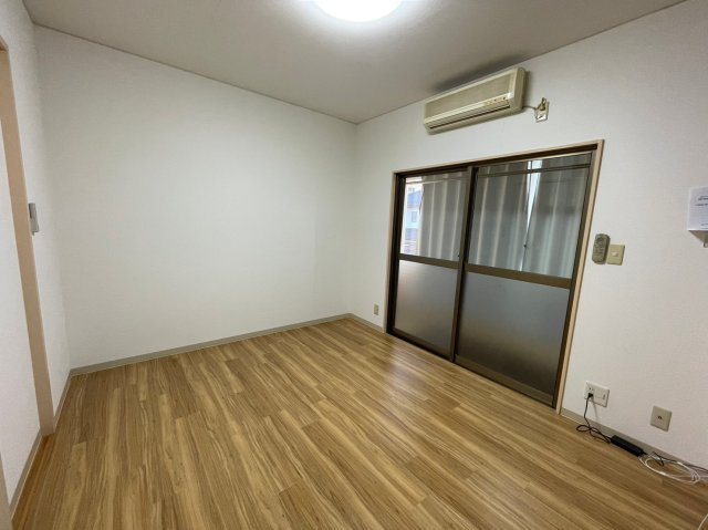 【寝室】 | バスティード西浜田