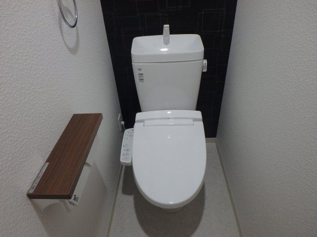 【トイレ】 | ルストーレ西宮北口1号棟 | 清潔感のあるトイレです