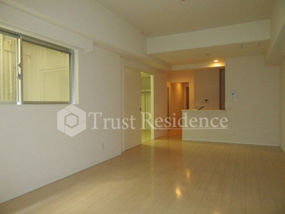 【居間・リビング】 | スパッジオ上野東