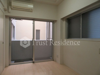 【内装】 | スパッジオ上野東